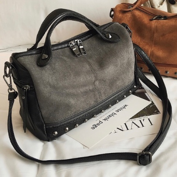 ๐๐ BRISTOL Vol. 2 Studded Bag - Picture 5 of 8